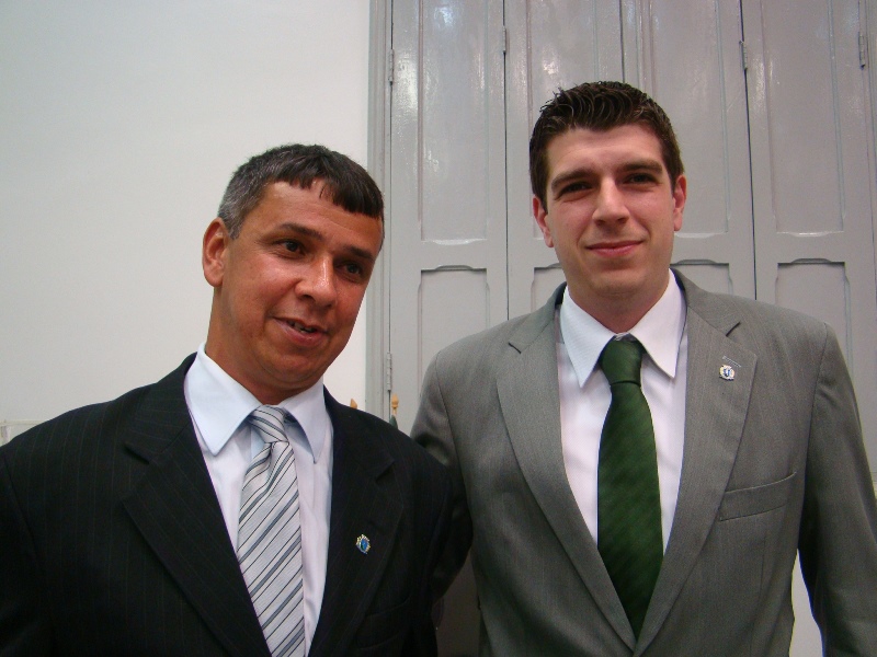 Valmir Reis e Izaias Colino pedem rotatória no Jardim Ciranda
